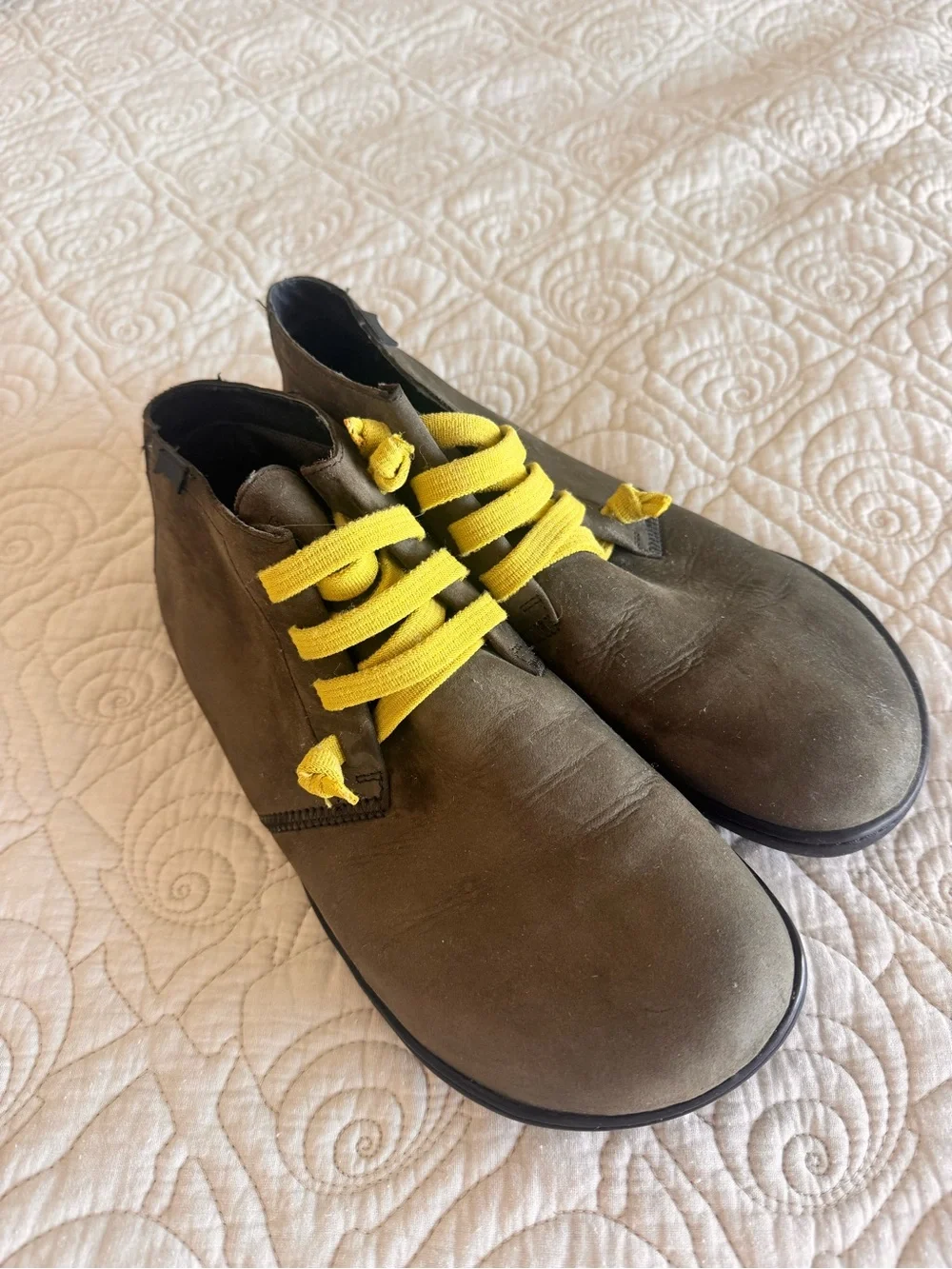 Camper Men's Brown Leather Chukka Boots with Yellow Laces